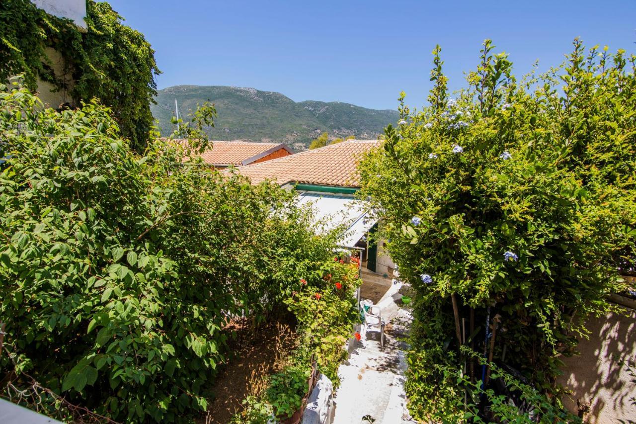 Orfeas Studios Vasiliki Exterior photo