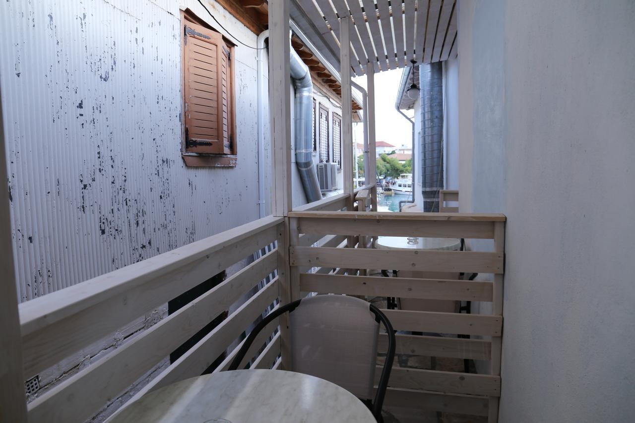 Orfeas Studios Vasiliki Exterior photo